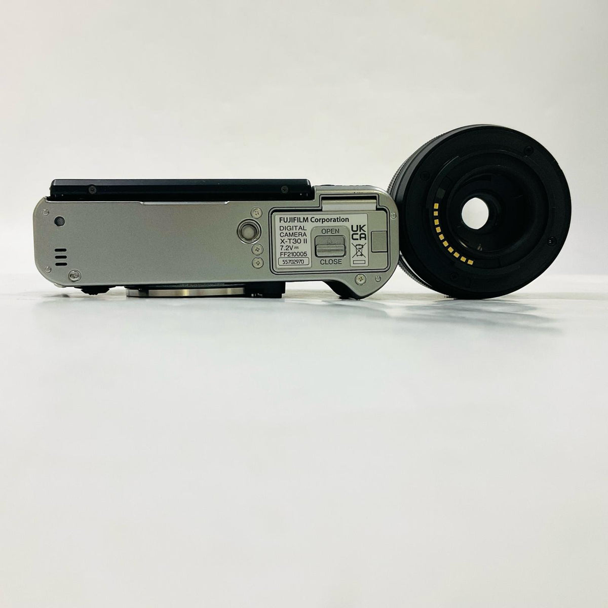 【全額返金保証】【最速発送】FUJIFILM デジタル一眼 X-T30 II XC15-45mmレンズキット シルバー 超美品 動作確認済
