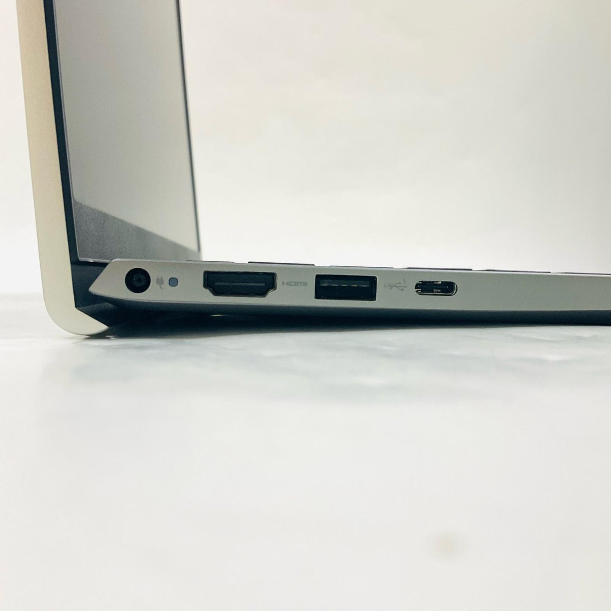 【全額返金保証】【最速発送】DELL Inspiron Inspiron 5415 AMD Ryzen 5 5500U with Radeon Graphics 8GB SSD(NVMe) 256GB（実測:238GB） 100% 美品 動作確認済