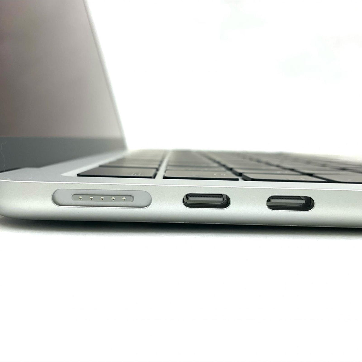 【全額返金保証】【最速発送】Apple MacBook Air 13.6インチ Apple M5 16GB SSD 512GB シルバー 100% 超美品 動作確認済