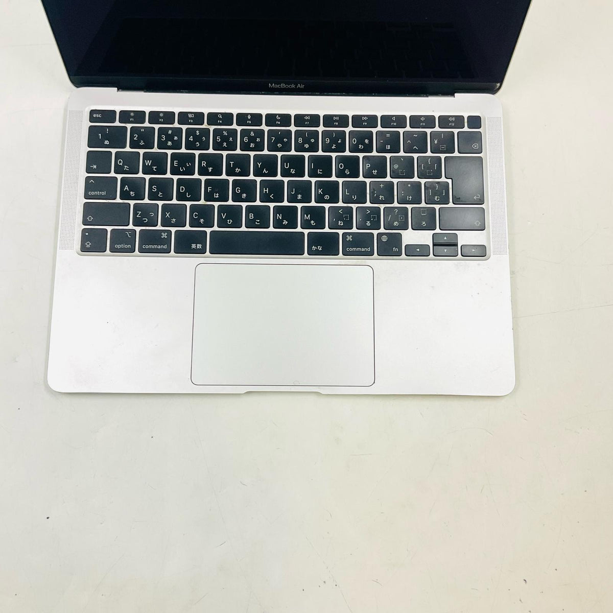 【全額返金保証】【最速発送】Apple MacBook Air 13インチ 2020 Apple M1 8GB SSD 256GB シルバー 80% 動作確認済