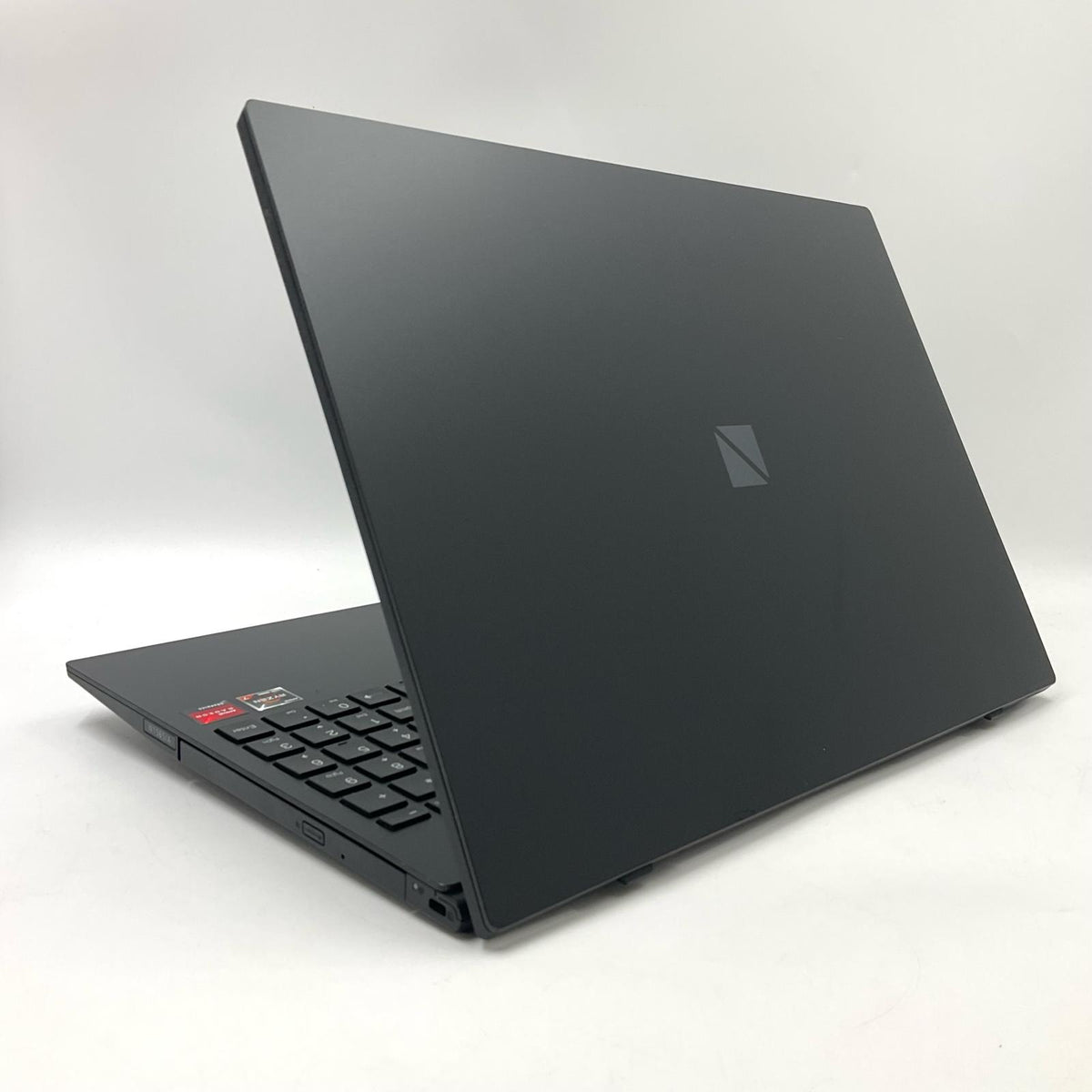 【最速発送】NEC LAVIE PC-N1565AKB AMD Ryzen 7 4700U with Radeon Graphics 8GB SSD(NVMe) 512GB AMD Radeon(TM) Graphics 90%【難有】