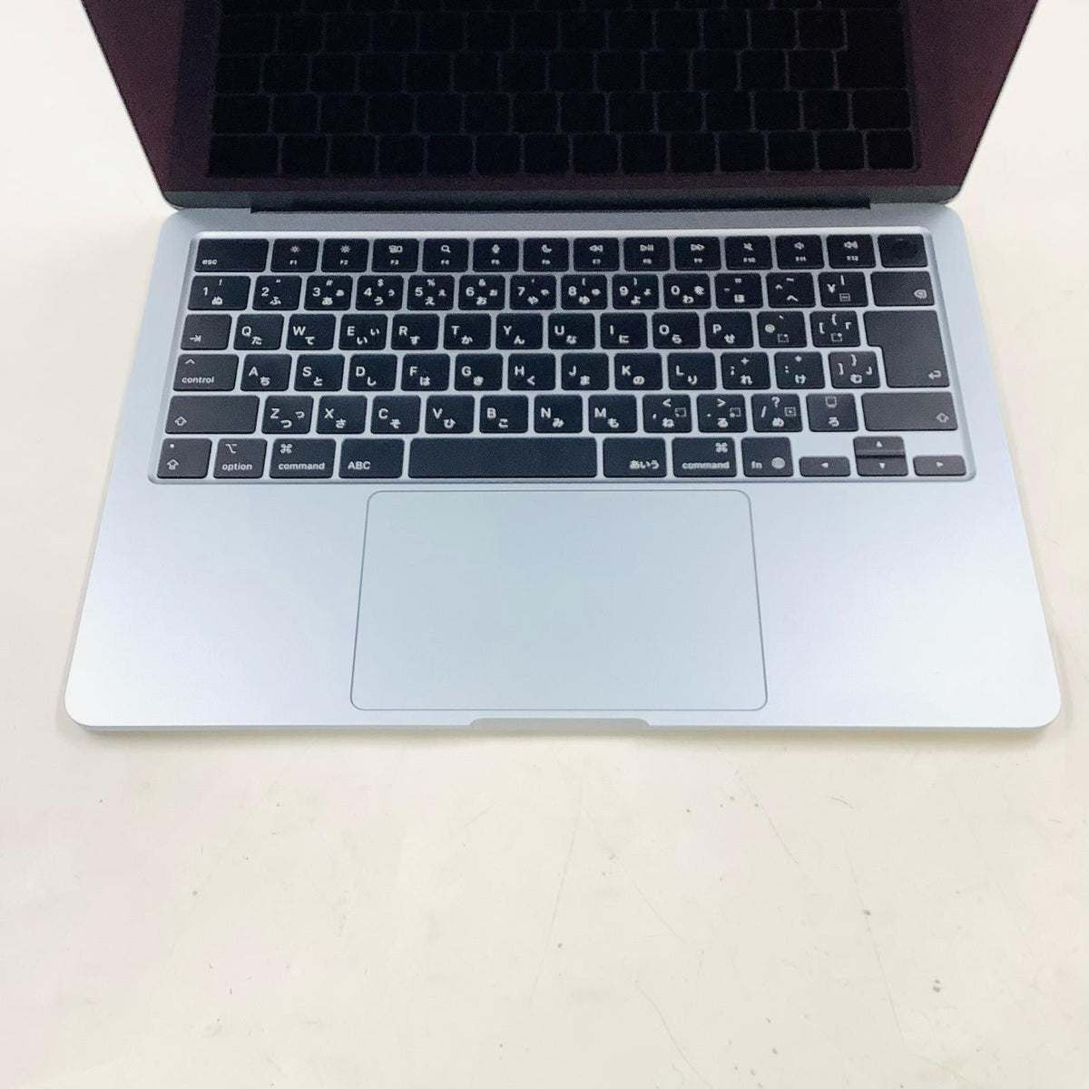 【全額返金保証】【最速発送】Apple MacBook Air 13インチ 2025 Apple M4 16GB SSD 256GB 91% 美品 動作確認済