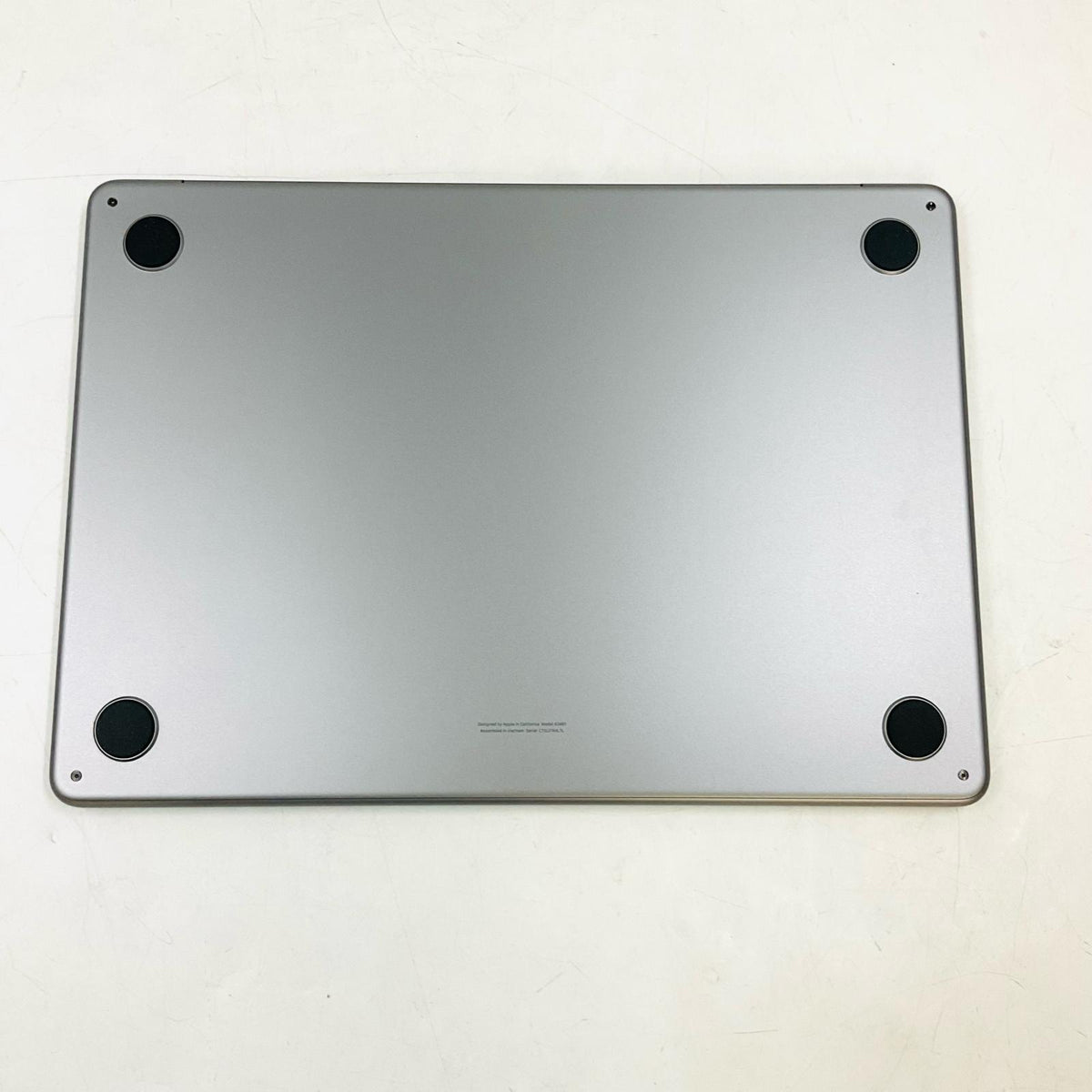 【全額返金保証】【最速発送】Apple MacBook Air 13インチ 2022 Apple M2 8GB SSD 512GB スペースグレイ 97% 美品 動作確認済