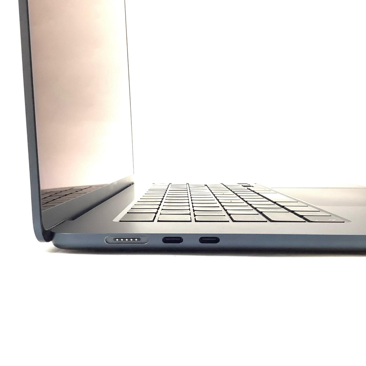 【全額返金保証】【最速発送】Apple MacBook Air 15インチ 2025 Apple M4 16GB SSD 256GB ミッドナイト 99% 美品 動作確認済