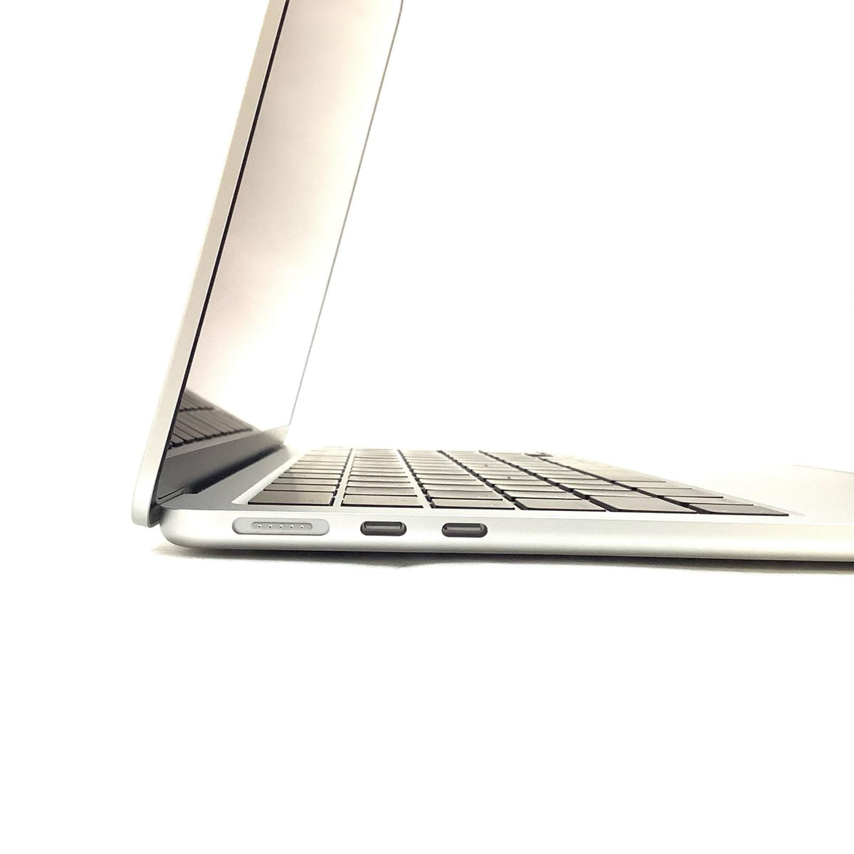 【全額返金保証】【最速発送】Apple MacBook Air 13インチ Apple M5 32GB SSD 1TB シルバー 100% 超美品 動作確認済