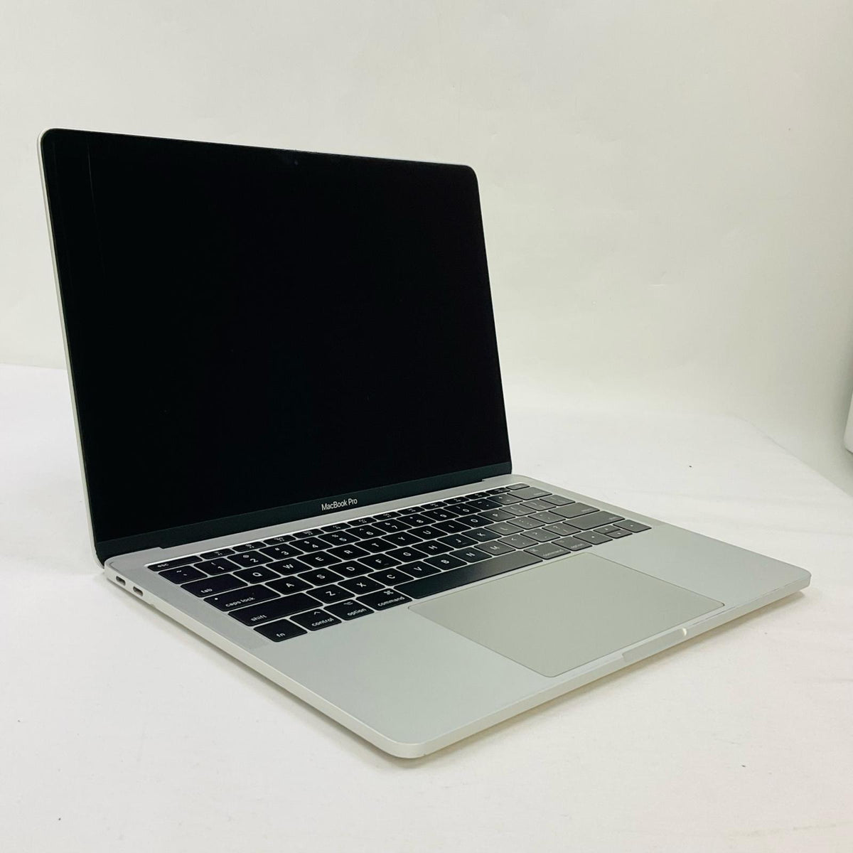 【全額返金保証】【最速発送】Apple MacBook Pro 13インチ 2017 Dual-Core Intel Core i5 8GB SSD 128GB シルバー 87% 動作確認済