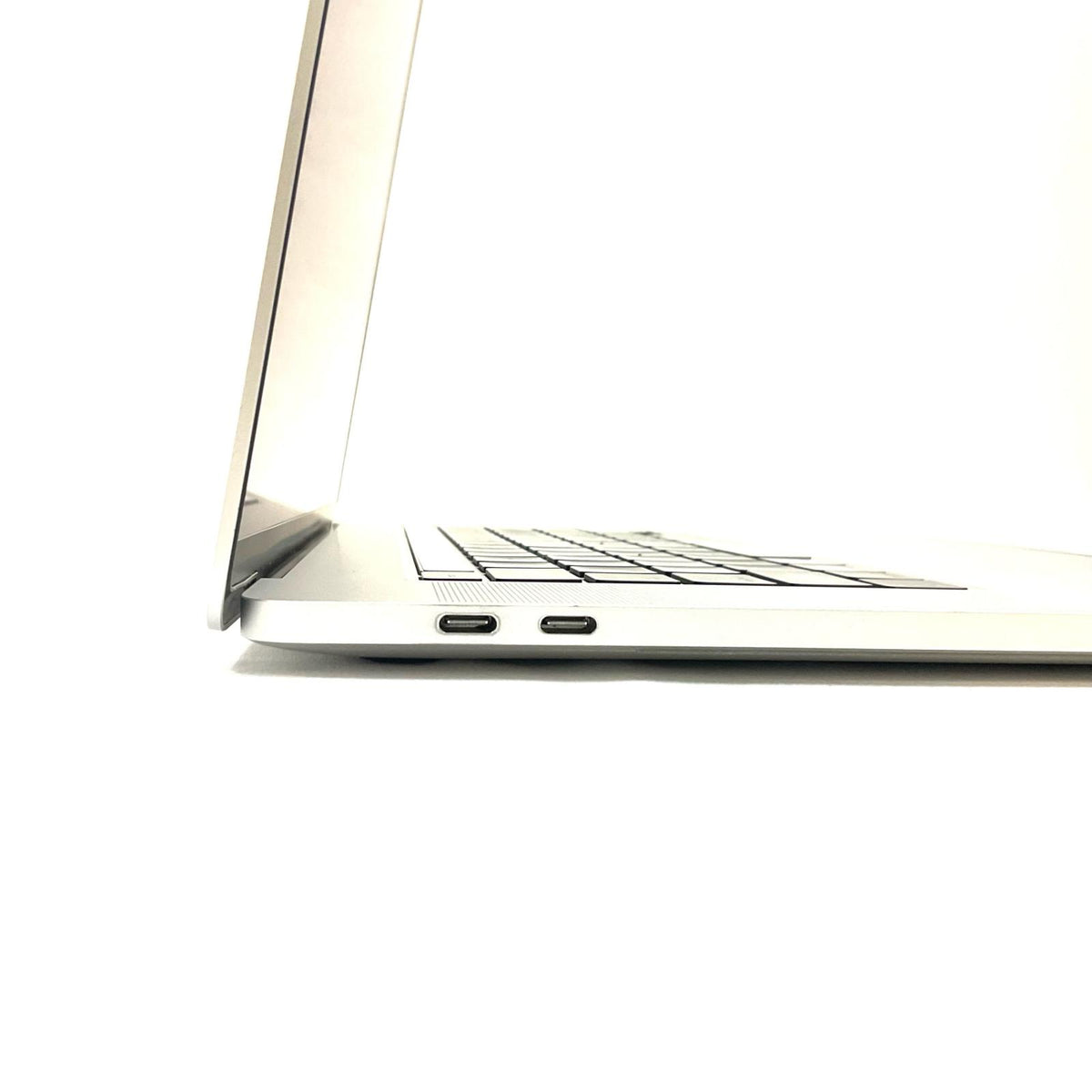 【最速発送】Apple MacBook Pro 16インチ 2019 8-Core Intel Core i9 64GB SSD 1TB シルバー 79%【難有】