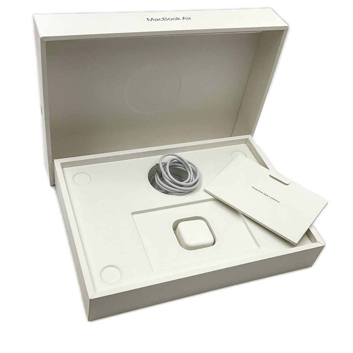 【全額返金保証】【最速発送】Apple MacBook Air 13インチ 2026 Apple M5 16GB SSD 1TB シルバー 101% 超美品 動作確認済