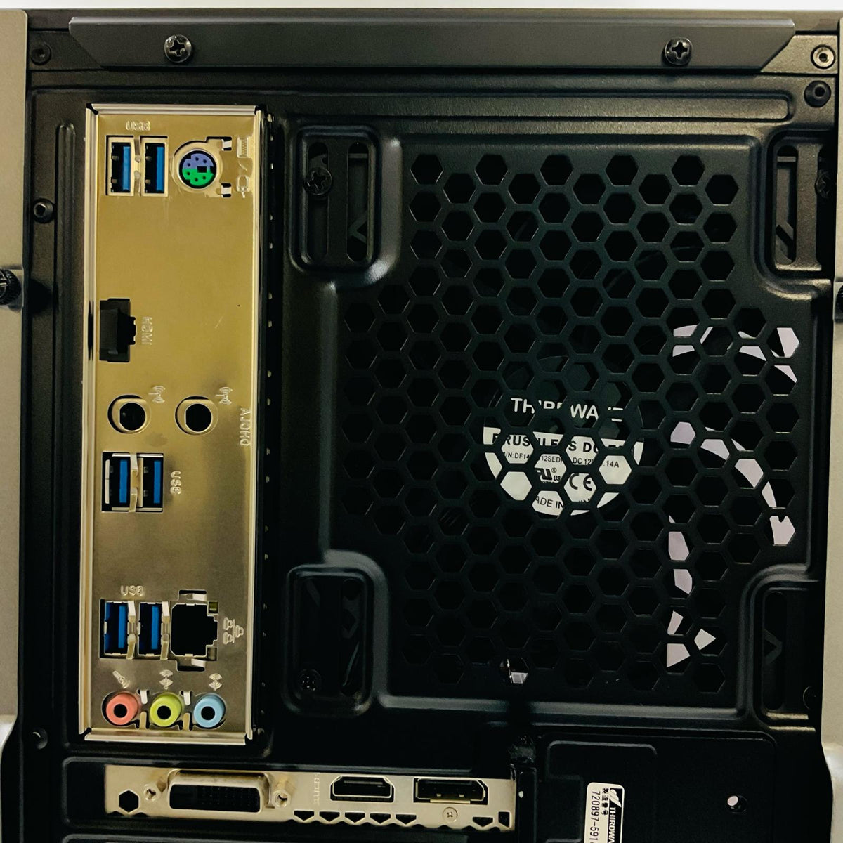【全額返金保証】【最速発送】Thirdwave Corporation GALLERIA XA7R-G60S AMD Ryzen 7 3700X 8-Core Processor 16GB HDD(SATA) 2TB / SSD(NVMe) 1TB NVIDIA GeForce GTX 1660 SUPER 美品 動作確認済