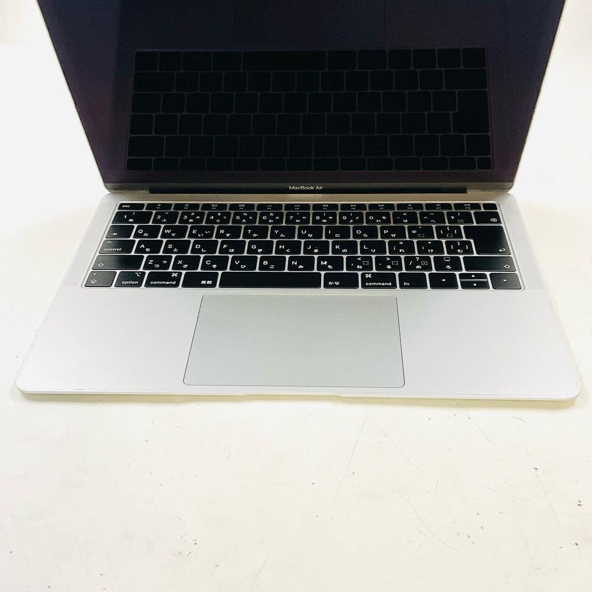 【最速発送】Apple MacBook Air 13インチ 2018 Dual-Core Intel Core i5 8GB SSD 256GB シルバー 78%【難有】
