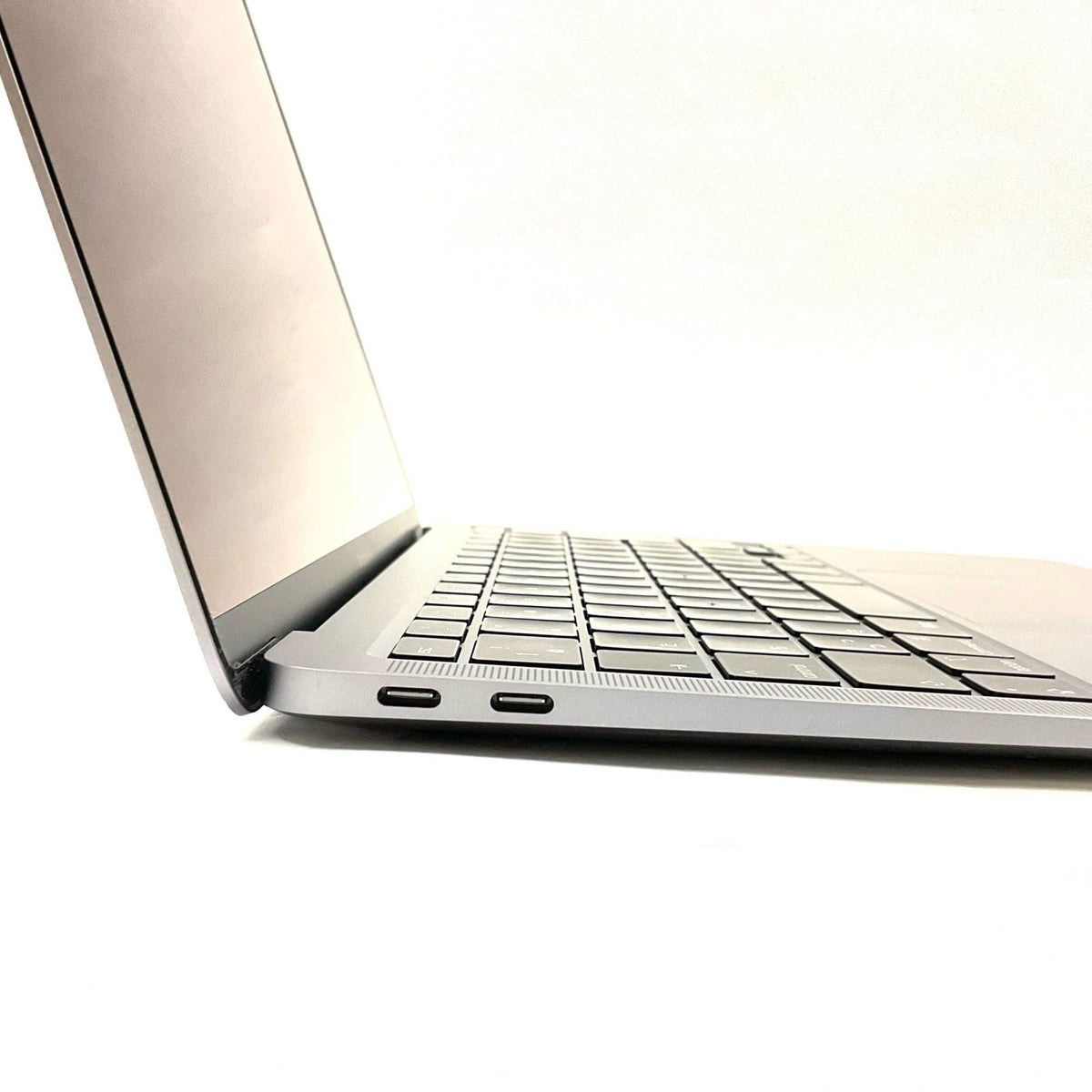 【全額返金保証】【最速発送】Apple MacBook Air 13インチ 2020 Apple M1 8GB SSD 512GB スペースグレイ 93% 美品 動作確認済