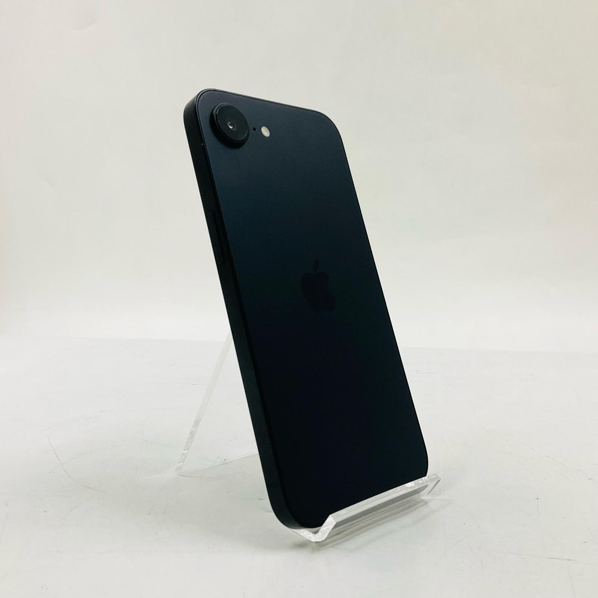 【全額返金保証】【最速発送】Apple iPhone iPhone 16e 128GB ブラック au SIMフリー 白ロム 動作確認済 92%