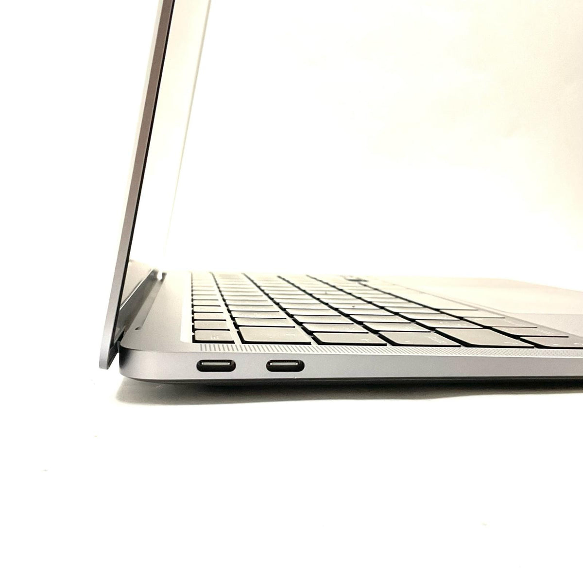 【全額返金保証】【最速発送】Apple MacBook Air 13.3インチ 2020 Apple M1 8GB SSD 256GB スペースグレイ 99% 超美品 動作確認済