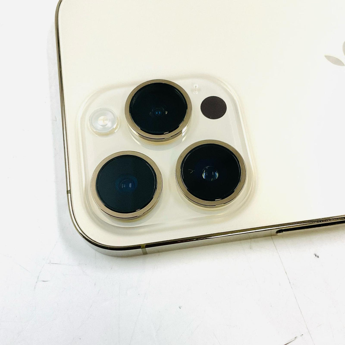 【全額返金保証】【最速発送】Apple iPhone iPhone 14 Pro Max 256GB ゴールド SIMフリー 白ロム 動作確認済 77%