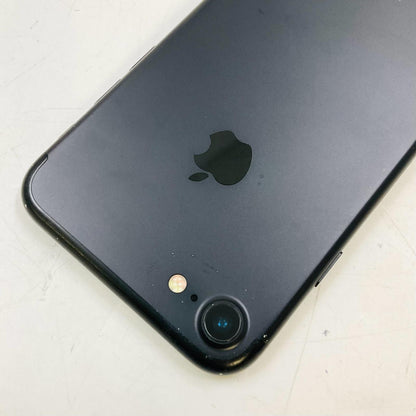 【全額返金保証】【最速発送】Apple iPhone iPhone 7 32GB ブラック au SIMフリー 白ロム 動作確認済 80%