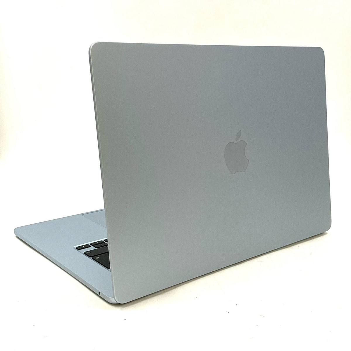 【全額返金保証】【最速発送】Apple MacBook Air 15インチ 2025 Apple M4 16GB SSD 256GB 96% 超美品 動作確認済
