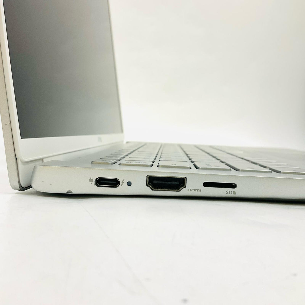 【全額返金保証】【最速発送】Dell Inc. Inspiron Inspiron 7490 Intel(R) Core(TM) i7-10510U CPU @ 1.80GHz 8GB SSD(RAID) 512GB Intel(R) UHD Graphics 85% 美品 動作確認済