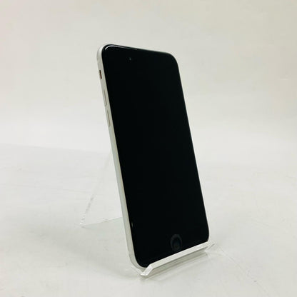 【全額返金保証】【最速発送】Apple iPhone iPhone SE (2nd generation) 64GB シルバー docomo SIMフリー 白ロム 動作確認済 76%