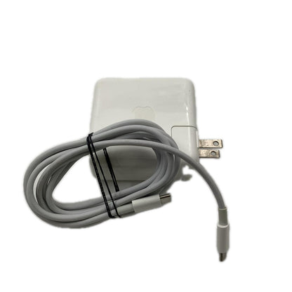 【最速発送】Apple MacBook Pro 13インチ 2020 Quad-Core Intel Core i7 16GB SSD 1TB シルバー 101%【難有】