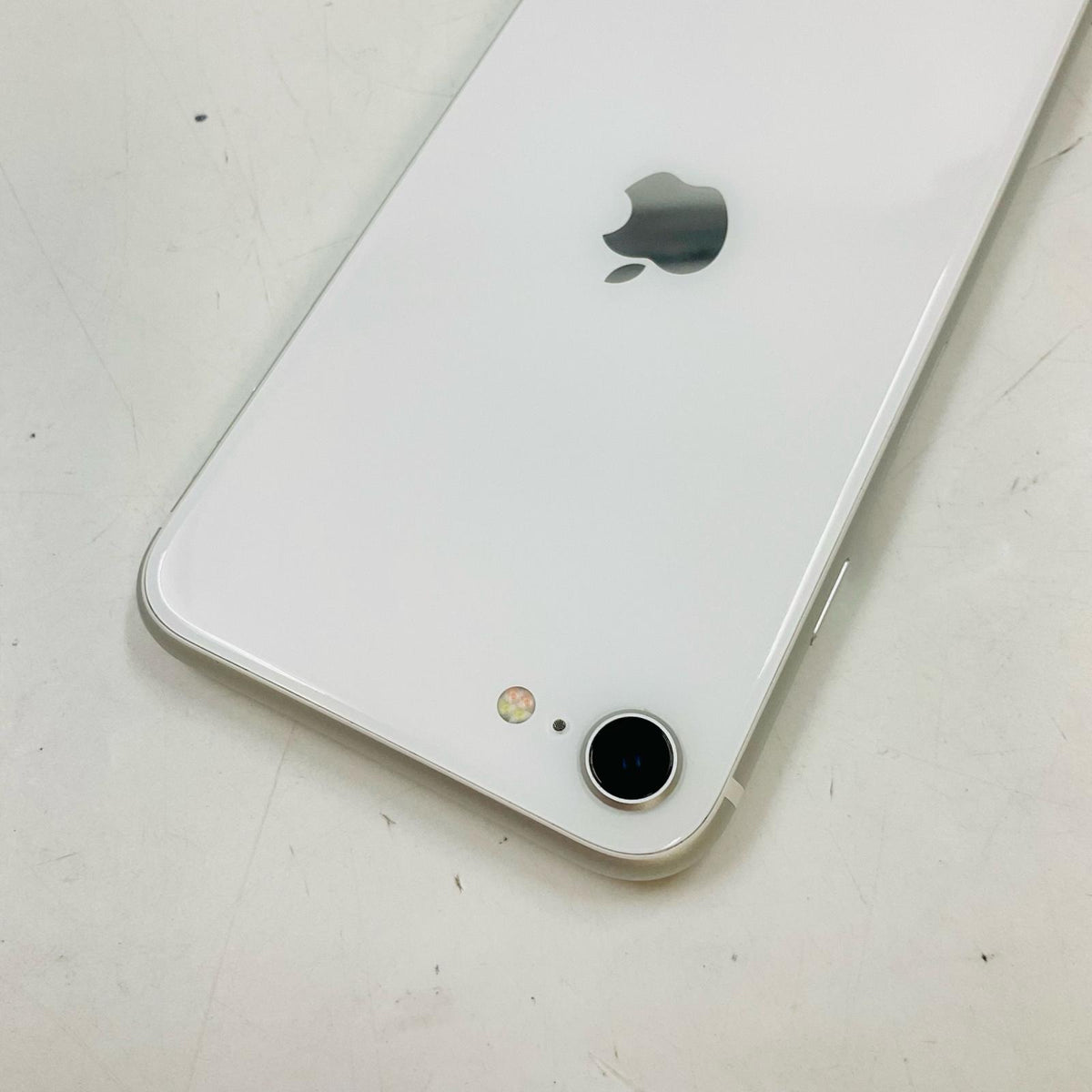 【全額返金保証】【最速発送】Apple iPhone iPhone SE (2nd generation) 128GB ホワイト Softbank SIMフリー 白ロム 美品 動作確認済 100%