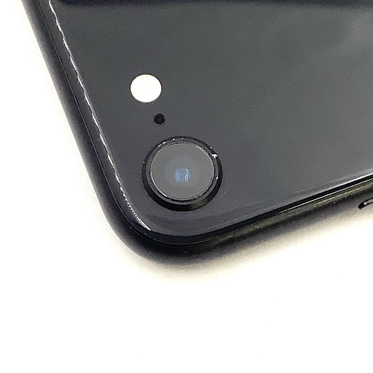 【全額返金保証】【最速発送】Apple iPhone iPhone SE (2nd generation) 64GB ブラック Softbank SIMフリー 白ロム 動作確認済 71%