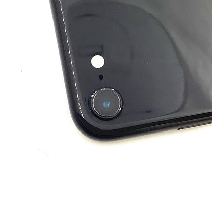 【全額返金保証】【最速発送】Apple iPhone iPhone SE (2nd generation) 64GB ブラック docomo SIMフリー 白ロム 動作確認済 86%