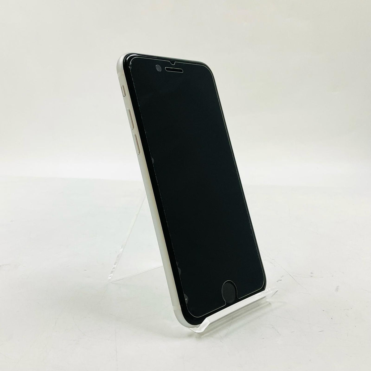 【全額返金保証】【最速発送】Apple iPhone iPhone SE (2nd generation) 64GB ホワイト docomo SIMフリー 白ロム 動作確認済 79%