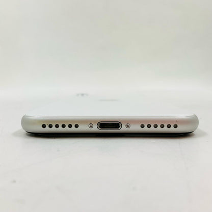 【全額返金保証】【最速発送】Apple iPhone iPhone SE (2nd generation) 64GB ホワイト docomo SIMフリー 白ロム 動作確認済 79%