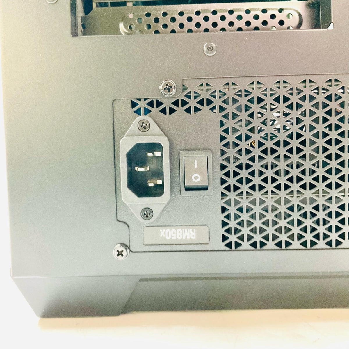 【全額返金保証】【最速発送】iiyama ILeDEs-RGX7-LR77X-UL2XR AMD Ryzen 7 7700X 8-Core Processor 64GB SSD(NVMe) 1TB / SSD(NVMe) 512GB NVIDIA GeForce RTX 4070 Ti 美品 動作確認済