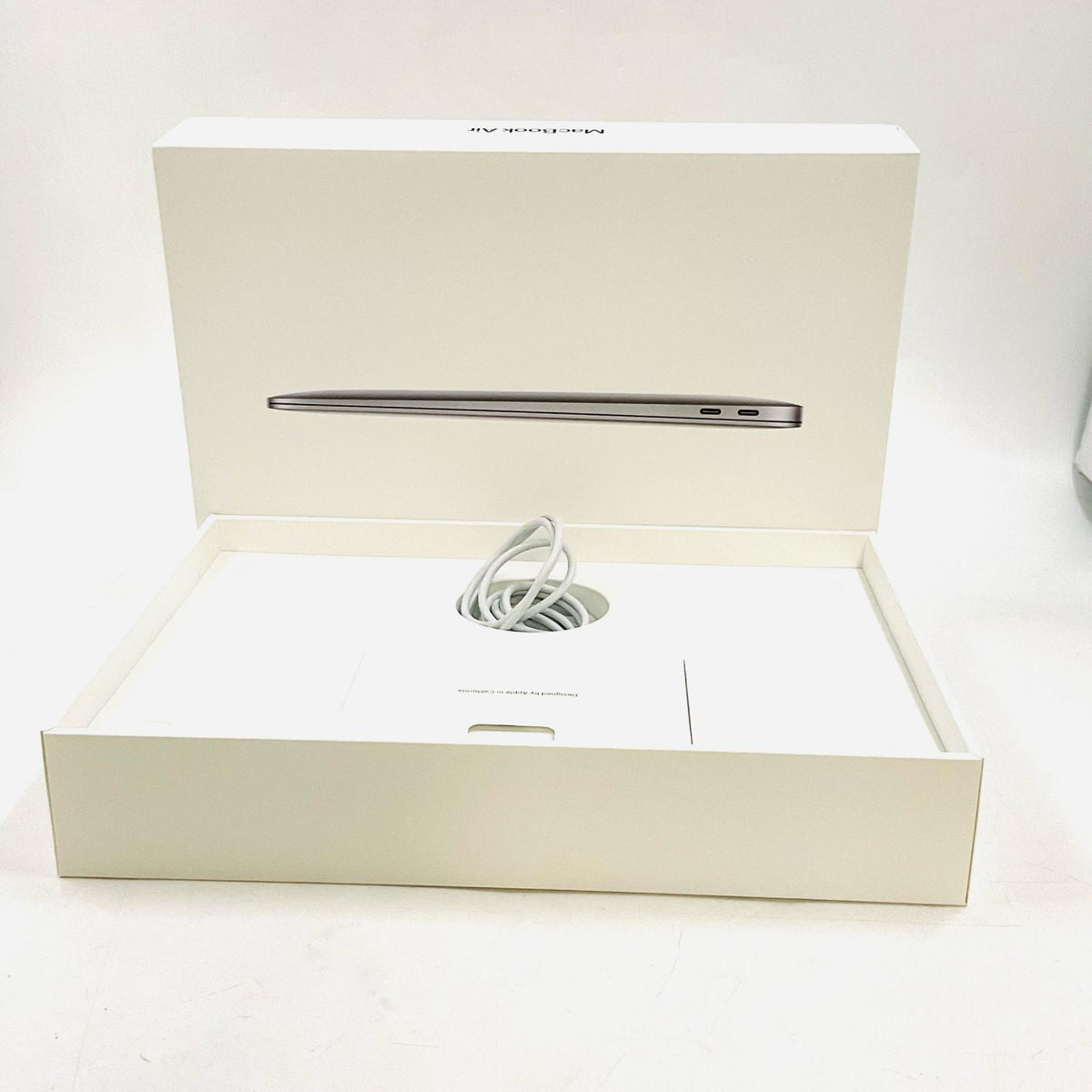【全額返金保証】【最速発送】Apple MacBook Air 13インチ 2020 Apple M1 8GB SSD 256GB スペースグレイ 93% 動作確認済