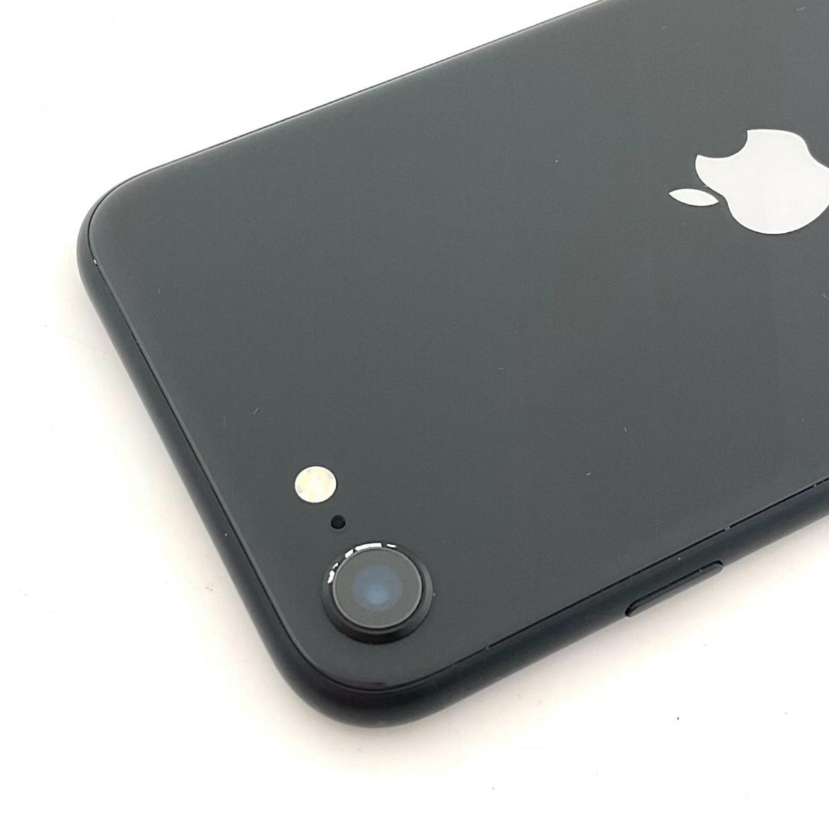 【全額返金保証】【最速発送】Apple iPhone iPhone SE (2nd generation) 128GB ブラック SIMフリー 白ロム 動作確認済 76%