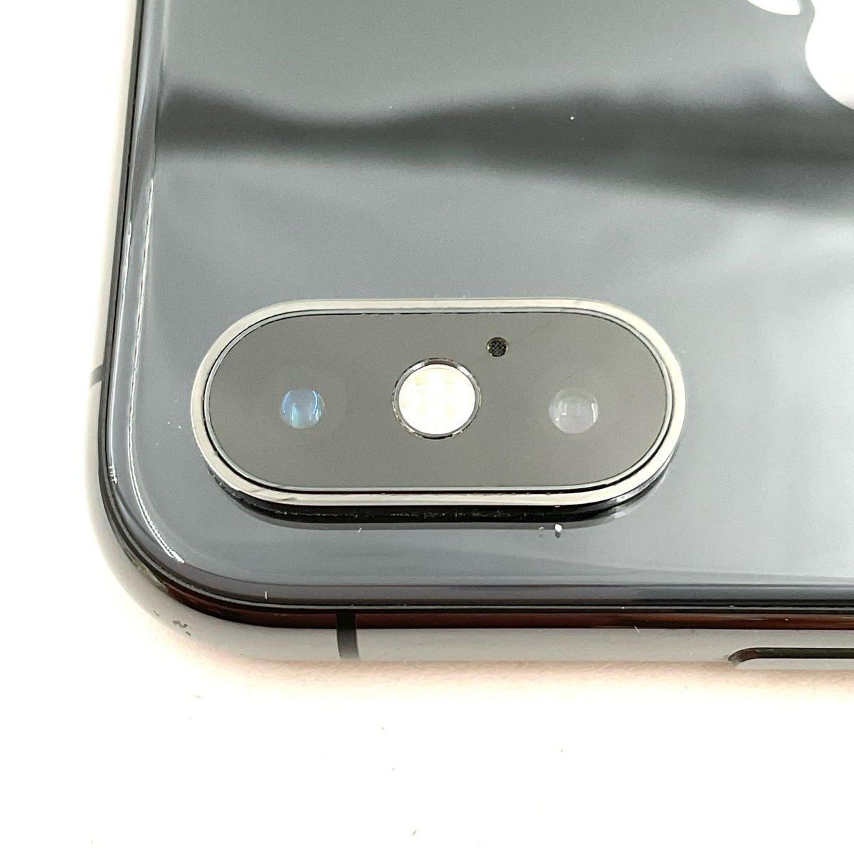 【最速発送】Apple iPhone iPhone XS 64GB スペースグレイ docomo SIMフリー 白ロム【難有】 86%