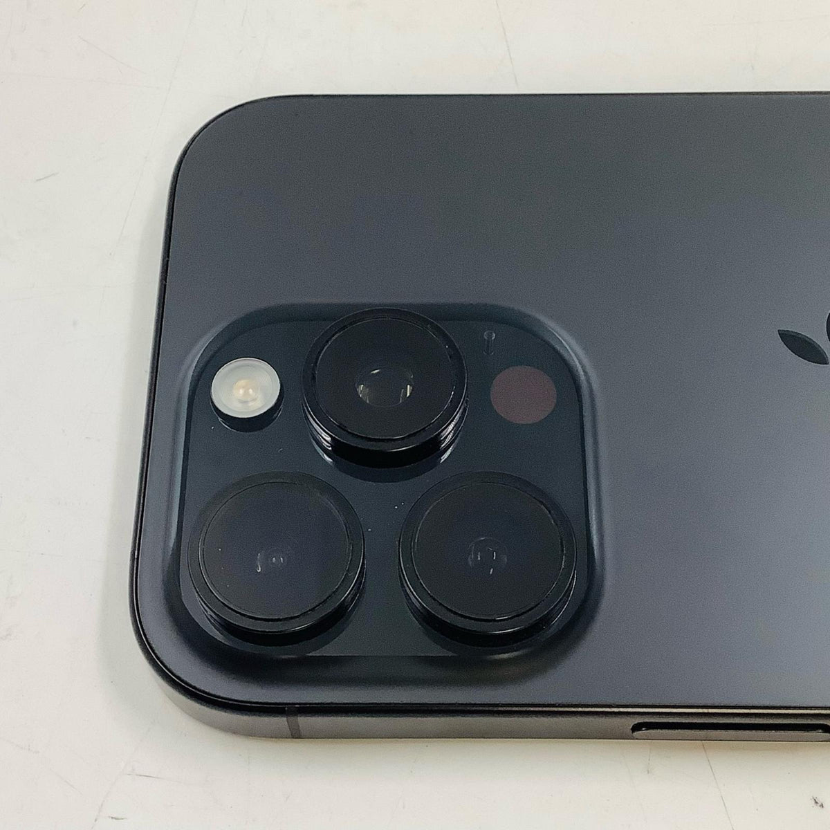 【全額返金保証】【最速発送】Apple iPhone iPhone 16 Pro 256GB ブラックチタニウム SIMフリー 超美品 動作確認済 89%
