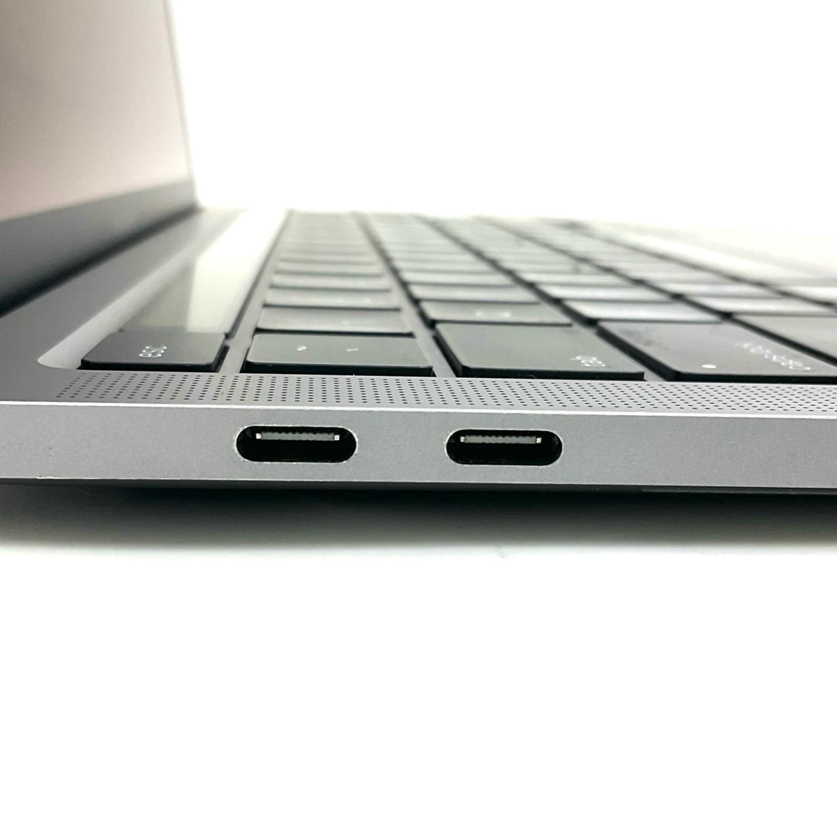 【最速発送】Apple MacBook Pro 13インチ 2020 Quad-Core Intel Core i5 16GB SSD 1TB スペースグレイ 77%【難有】