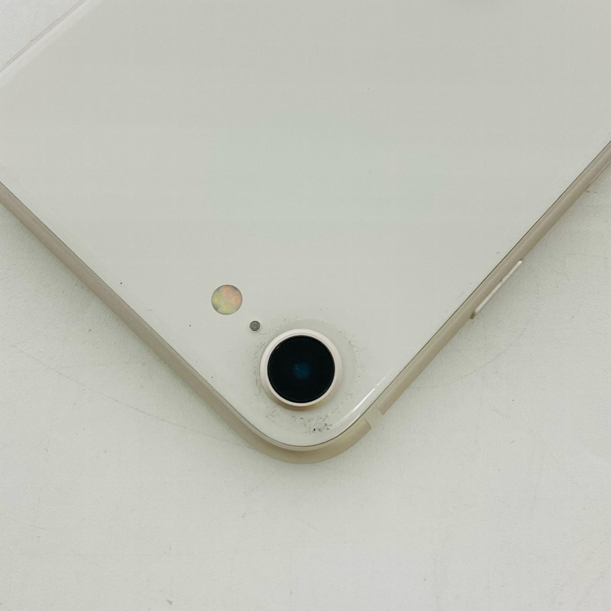 【全額返金保証】【最速発送】Apple iPhone iPhone SE (3rd generation) 256GB スターライト SIMフリー 白ロム 美品 動作確認済 88%