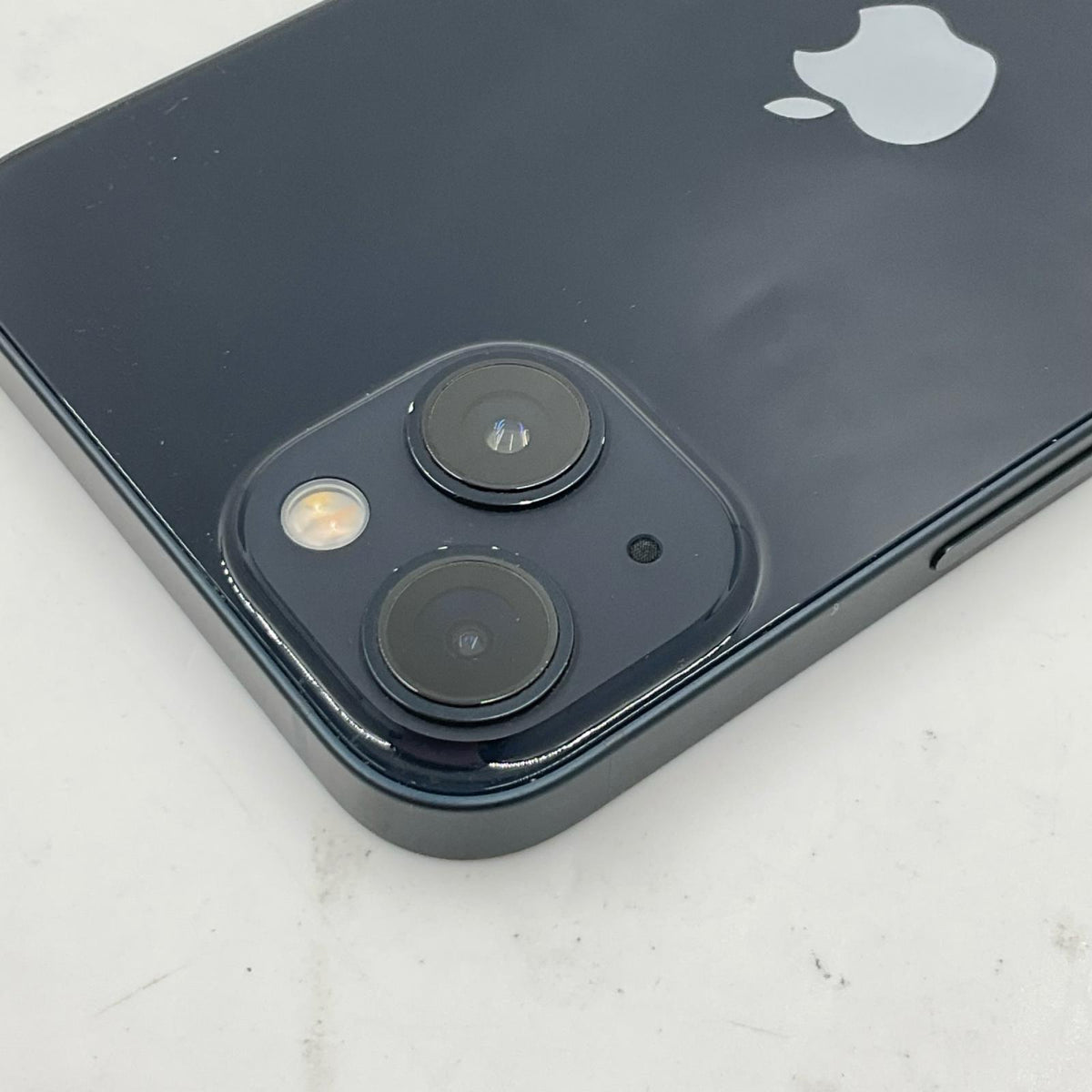 【全額返金保証】【最速発送】Apple iPhone iPhone 13 128GB ミッドナイト docomo SIMフリー 白ロム 美品 動作確認済 83%