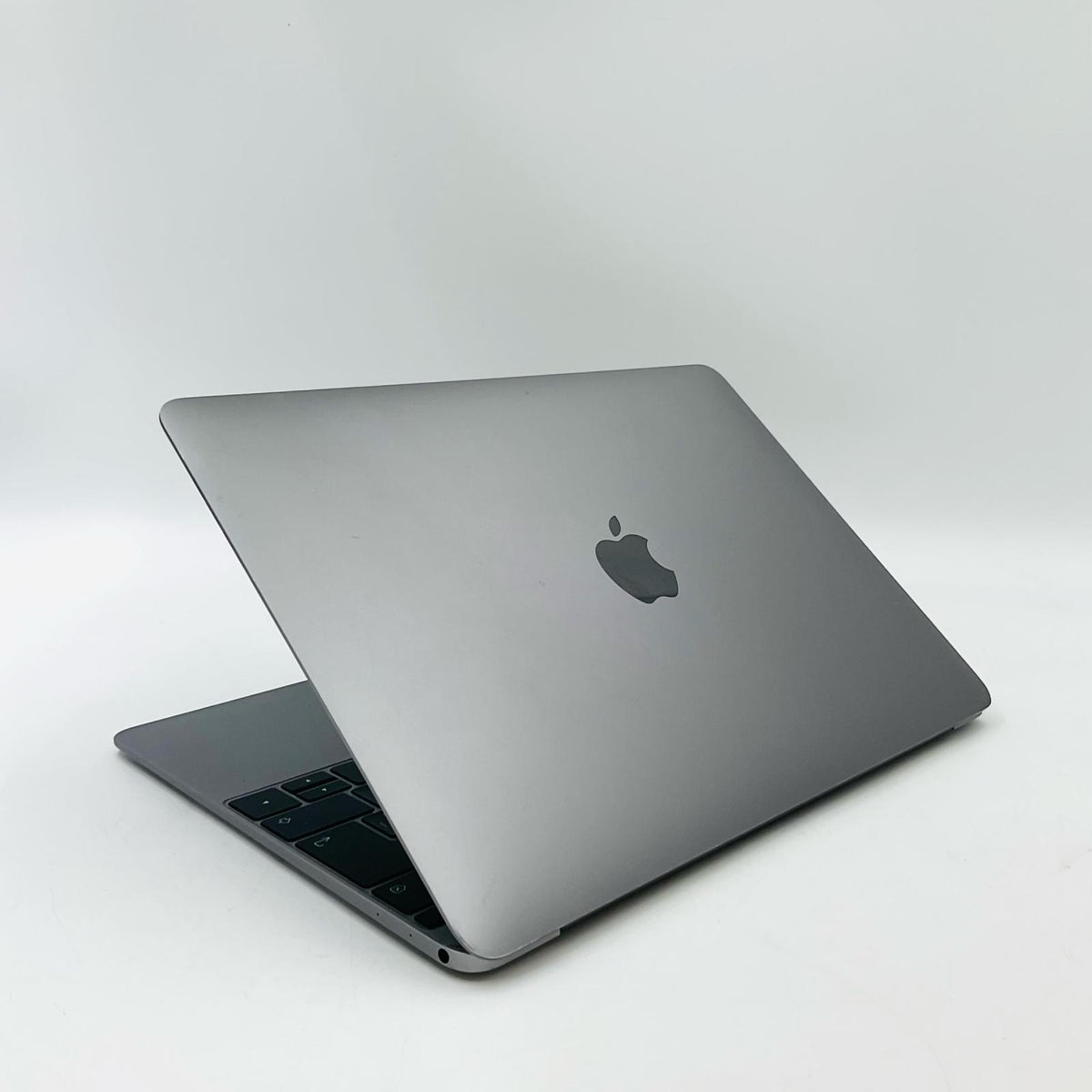 【最速発送】Apple MacBook 12インチ 2017 Dual-Core Intel Core m3 8GB SSD 256GB スペースグレイ 79%【難有】