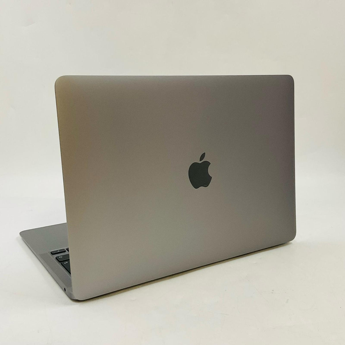 【全額返金保証】【最速発送】Apple MacBook Air 13インチ 2020 Apple M1 8GB SSD 256GB スペースグレイ 87% 美品 動作確認済