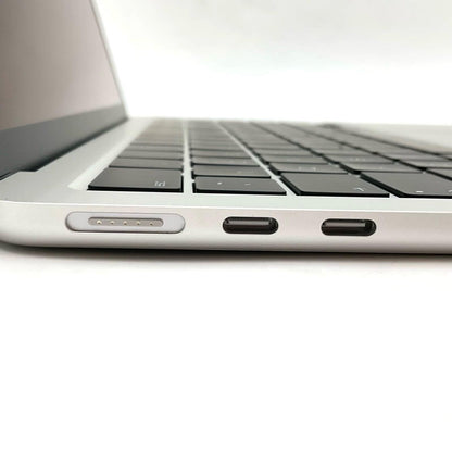 【全額返金保証】【最速発送】Apple MacBook Air 13.6インチ Apple M5 16GB SSD 512GB シルバー 99% 超美品 動作確認済