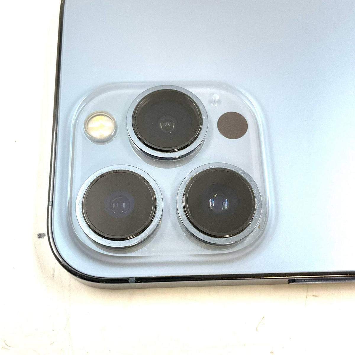 【全額返金保証】【最速発送】Apple iPhone iPhone 13 Pro 256GB シエラブルー au 白ロム 動作確認済 75%