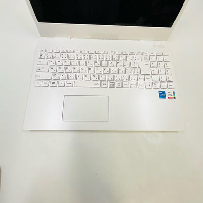 【全額返金保証】【最速発送】NEC LAVIE PC-N1555GAW2-YC 11th Gen Intel(R) Core(TM) i5-1155G7 @ 2.50GHz 16GB SSD(NVMe) 512GB Intel(R) Iris(R) Xe Graphics 96% 美品 動作確認済