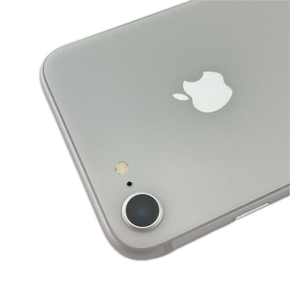 【全額返金保証】【最速発送】Apple iPhone iPhone 8 64GB シルバー docomo SIMフリー 白ロム 美品 動作確認済 83%