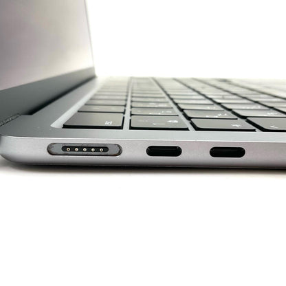 【全額返金保証】【最速発送】Apple MacBook Air 13.6インチ 2022 Apple M2 8GB SSD 512GB スペースグレイ 88% 美品 動作確認済