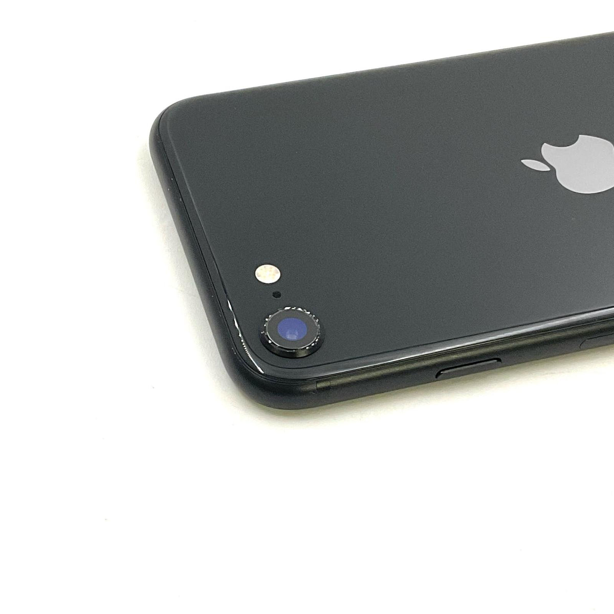 【全額返金保証】【最速発送】Apple iPhone iPhone SE (2nd generation) 64GB ブラック SIMフリー 白ロム 動作確認済 88%