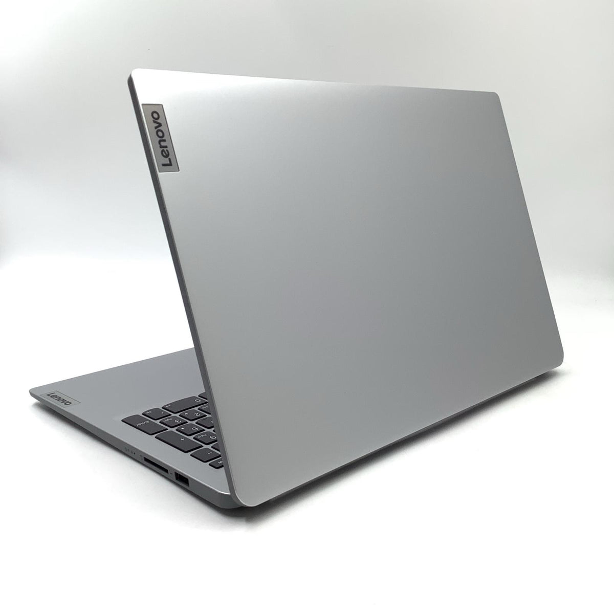 【最速発送】Lenovo IdeaPad 1 15AMN7 82VG AMD Ryzen 5 7520U with Radeon Graphics 8GB SSD(NVMe) 512GB（実測:477GB） 100%【難有】