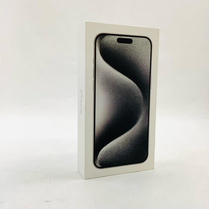【全額返金保証】【最速発送】Apple iPhone iPhone 15 Pro Max 512GB ホワイトチタニウム au 白ロム 美品 動作確認済 83%