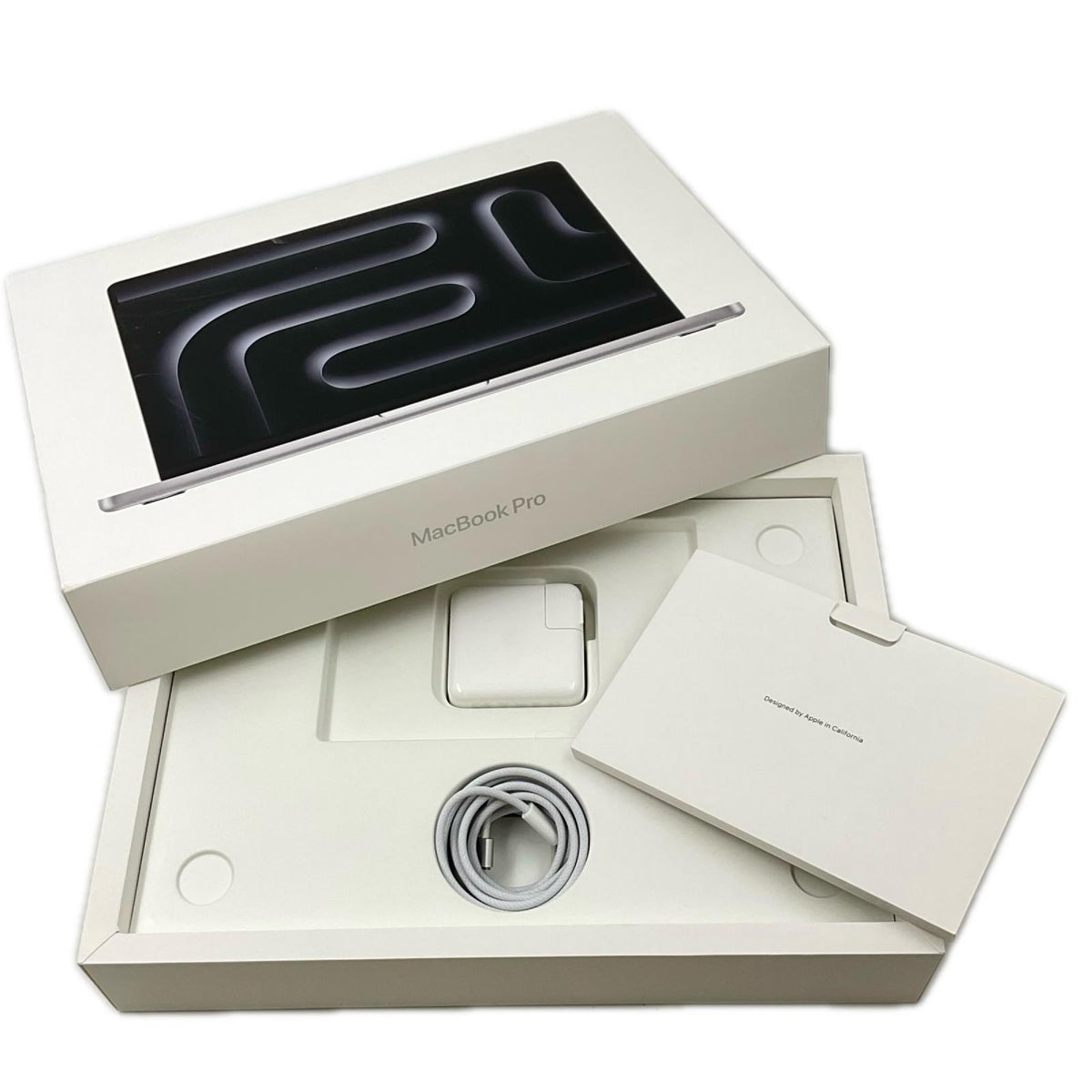 【全額返金保証】【最速発送】Apple MacBook Pro 14インチ 2024 Apple M4 24GB 1TB シルバー 100% 超美品 動作確認済
