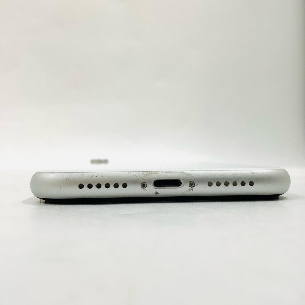 【全額返金保証】【最速発送】Apple iPhone iPhone Xr 128GB ホワイト SIMフリー 白ロム 動作確認済 78%