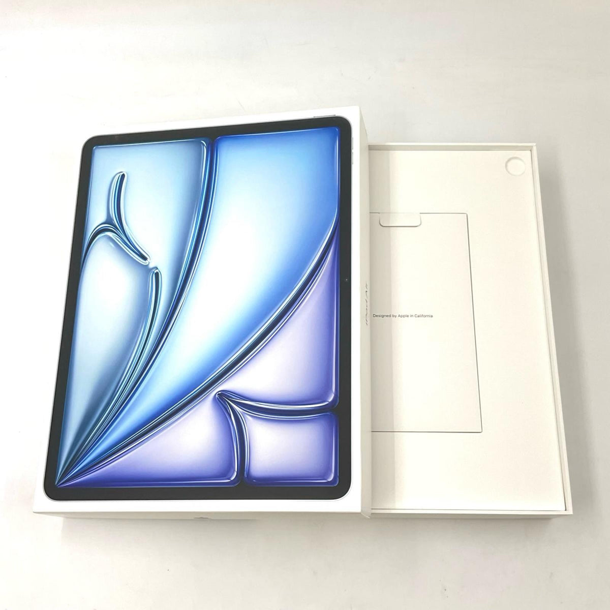 【全額返金保証】【最速発送】Apple iPad Air M2 13インチ 128GB ブルー Wi-Fi 美品 動作確認済