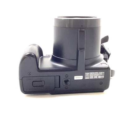 【全額返金保証】【最速発送】PENTAX コンパクトデジタルカメラ X70 美品 動作確認済